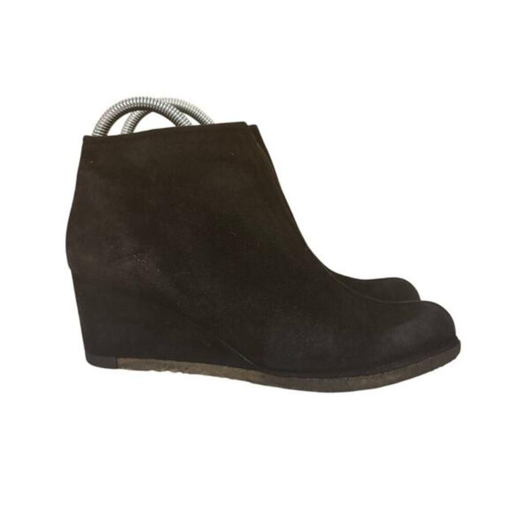 Stuart Weitzman‎ Black Suede Wedge Booties Women's Size 6.5
